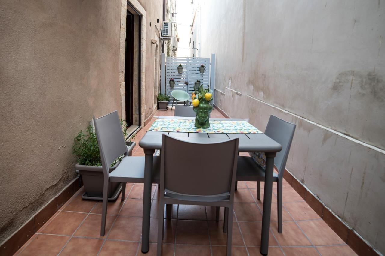 Corte Roma 148 Apt Syracuse Extérieur photo