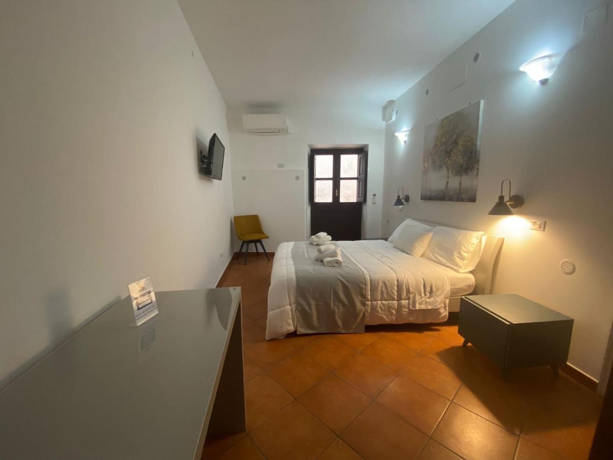 Corte Roma 148 Apt Syracuse Extérieur photo